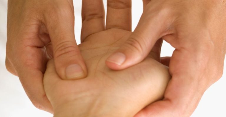 Hand Stem Cells Treatmen 2